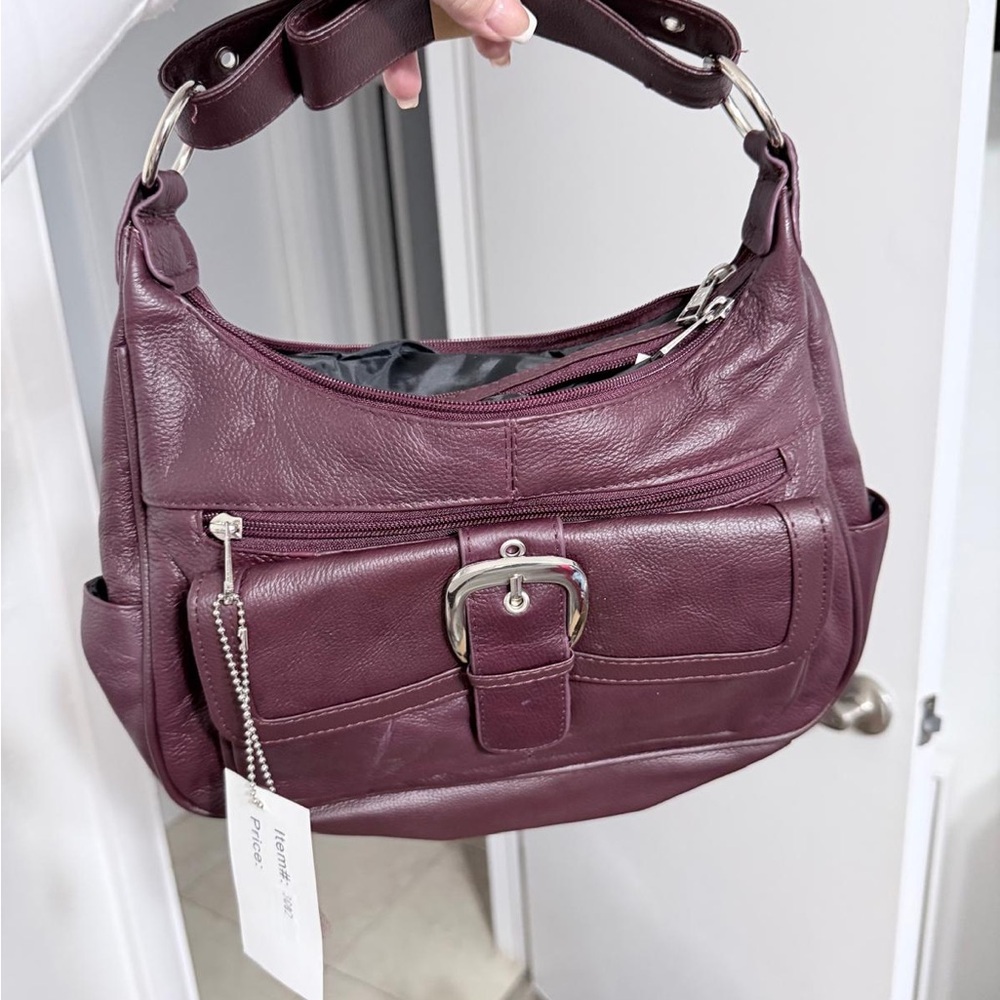 Elegant Burgundy Leather Shoulder Bag